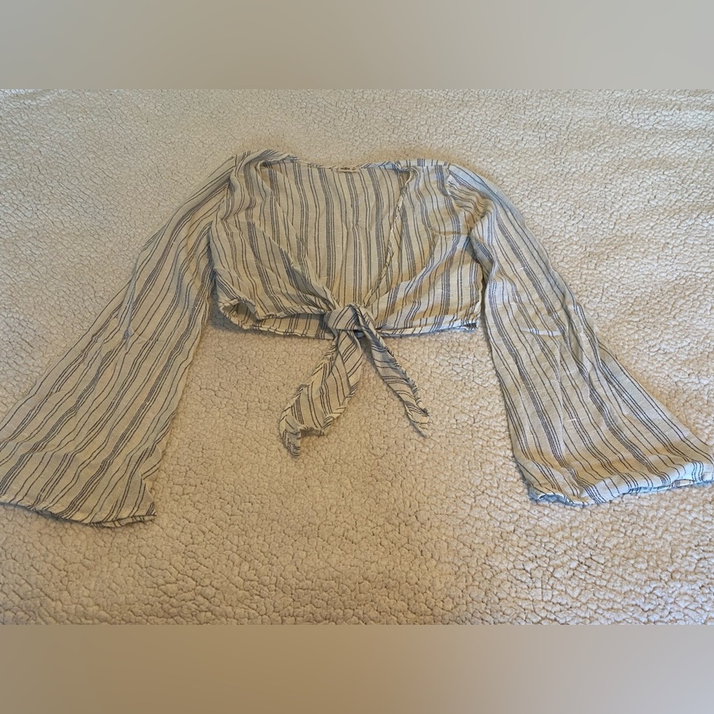 Hollister Blue and White Striped cropped Blouse